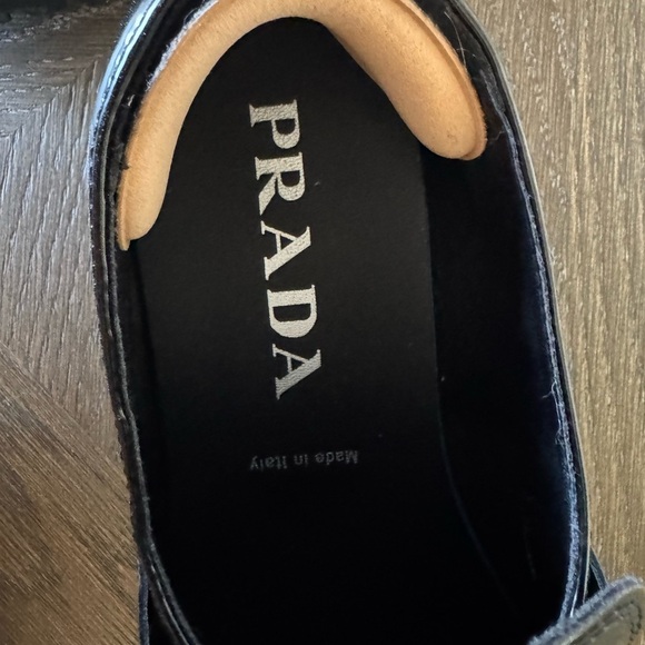 Shiny P Loafers. Black. Size 38. Excellent Condition. Work once. - Picture 4 of 8